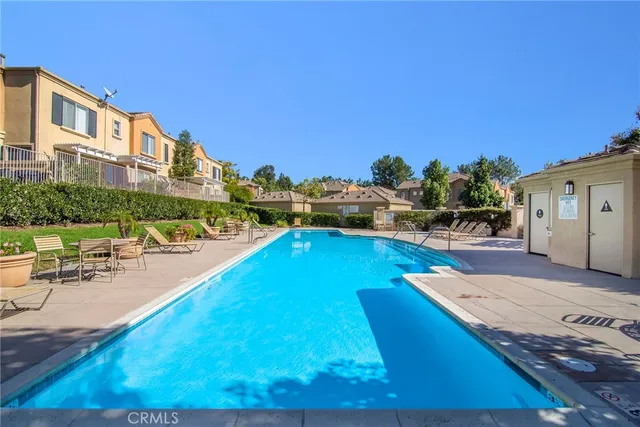 $429,000 | 26925 Hillsborough Parkway, Unit 96, Valencia, CA 91354