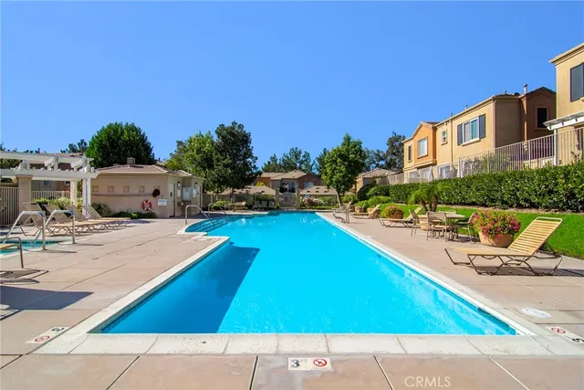 $429,000 | 26925 Hillsborough Parkway, Unit 96, Valencia, CA 91354