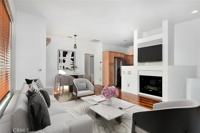 $429,000 | 26925 Hillsborough Parkway, Unit 96, Valencia, CA 91354