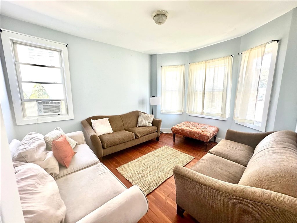 693 Thames Street, Unit 1 Newport, RI 02840 - Photo 2 of 14