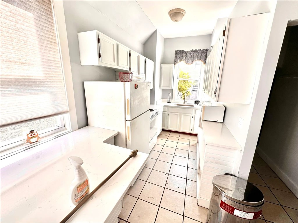 693 Thames Street, Unit 1 Newport, RI 02840 - Photo 7 of 14