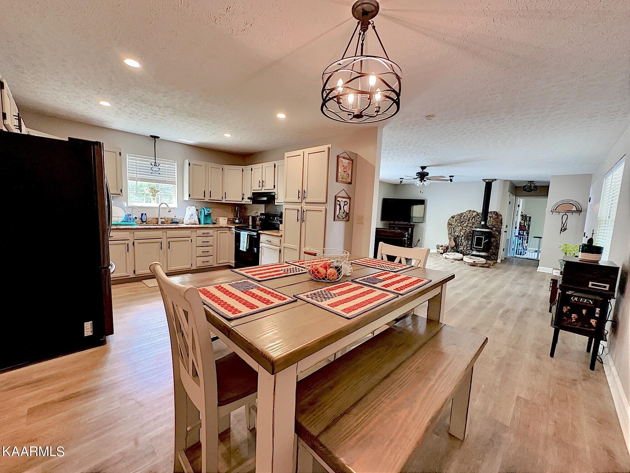 4056 Sevierville Road Maryville, TN 37804 - Photo 3 of 31 Gallery Image 3