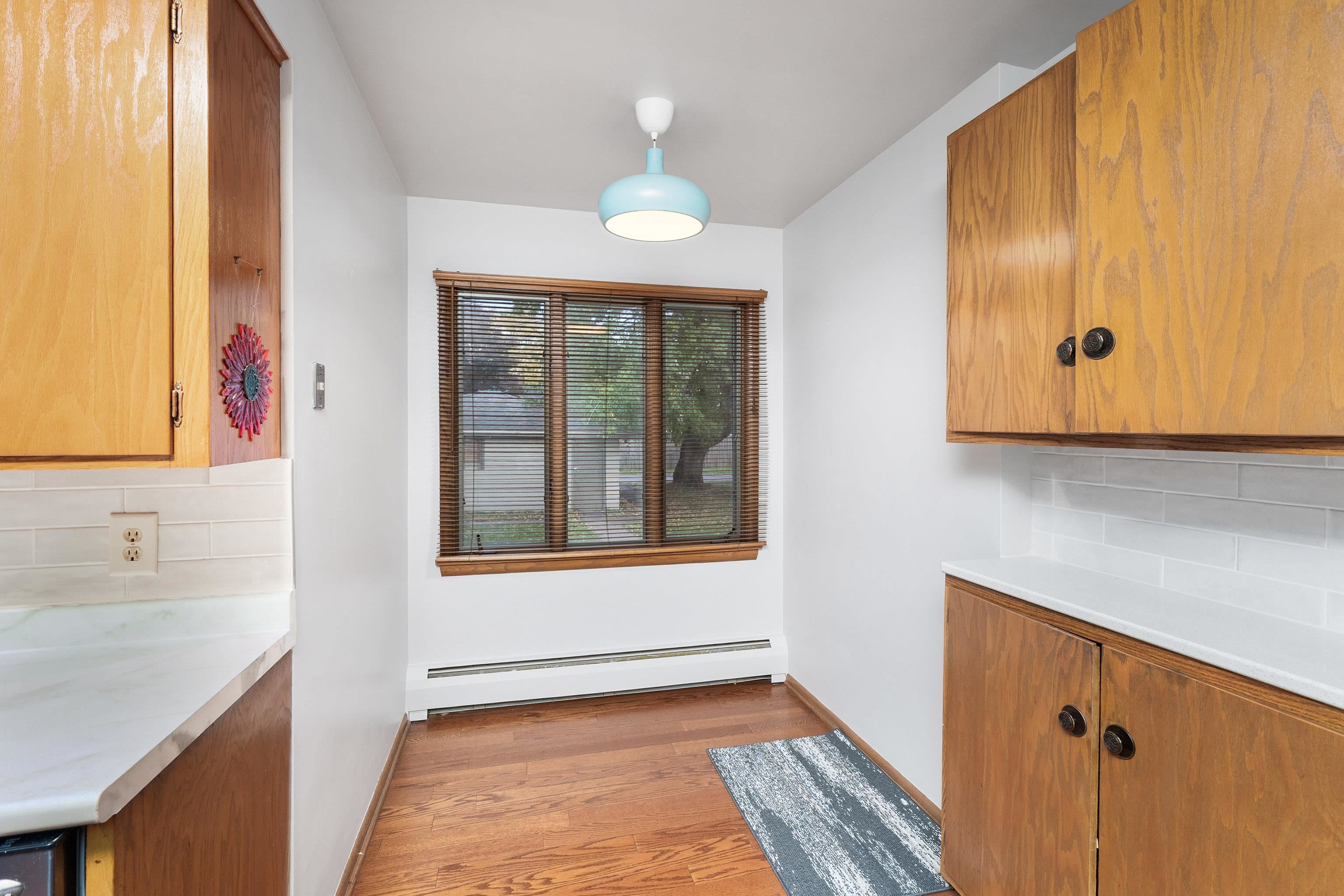 1727 Logan Avenue Superior, WI 54880 - Photo 11 of 31