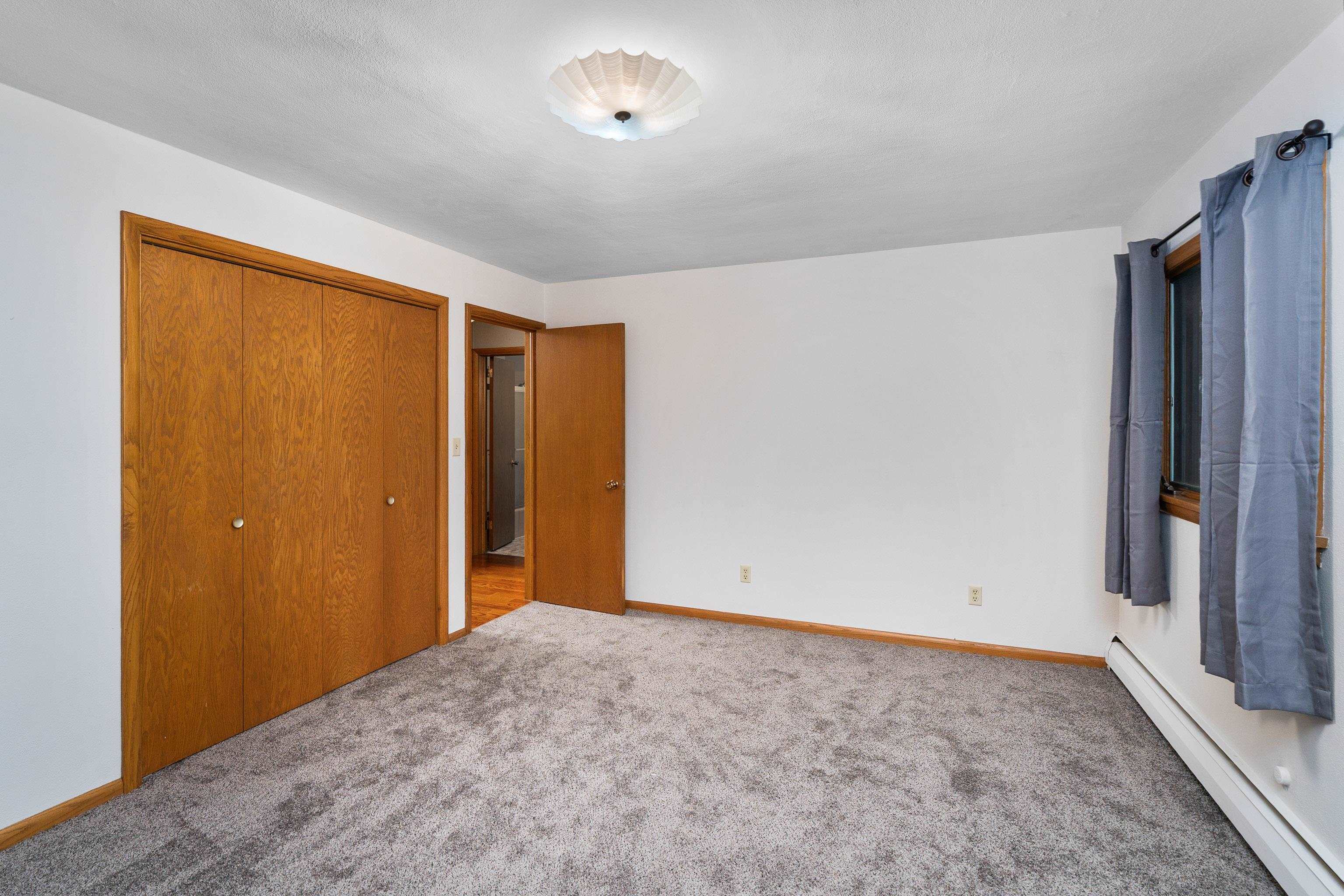 1727 Logan Avenue Superior, WI 54880 - Photo 15 of 31