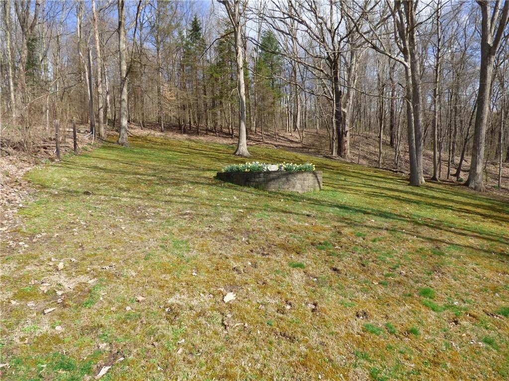 9 Highlandview Road Carnegie, PA 15106 - Photo 22 of 25 Gallery Image 22