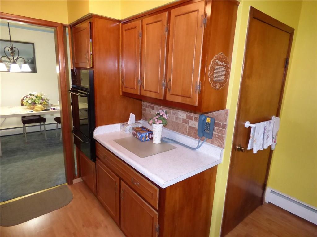 9 Highlandview Road Carnegie, PA 15106 - Photo 5 of 25 Gallery Image 5