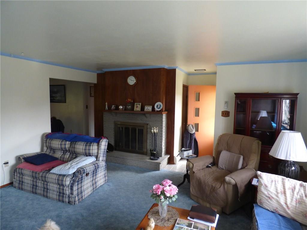 9 Highlandview Road Carnegie, PA 15106 - Photo 6 of 25 Gallery Image 6