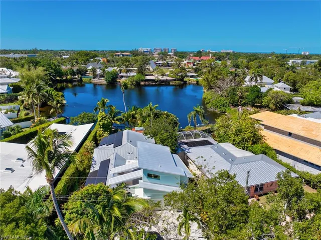$3,389,000 | 1155 12th Street North, Naples, FL 34102