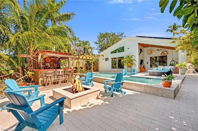 $3,389,000 | 1155 12th Street North, Naples, FL 34102