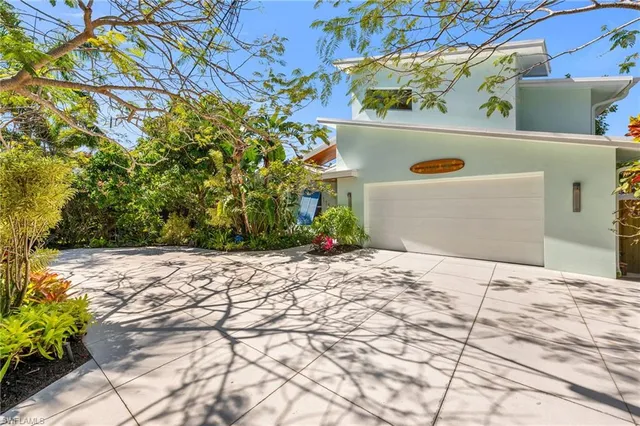 $3,389,000 | 1155 12th Street North, Naples, FL 34102