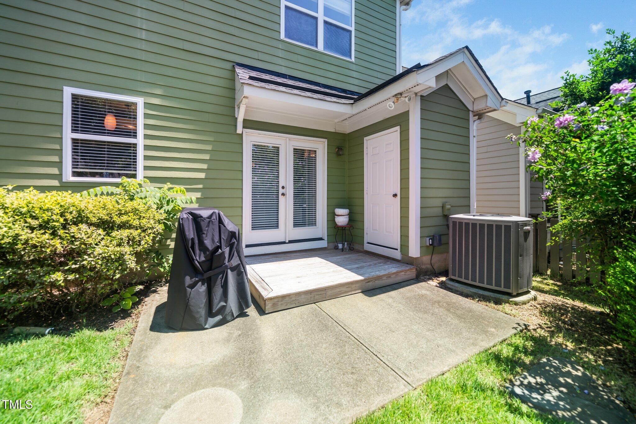 2112 Dunn Road Raleigh, NC 27614 - Photo 24 of 29 24-web-or-mls-2112 Dunn (19 of 29)