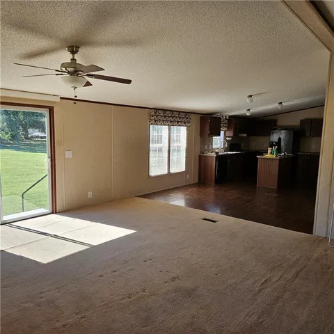 $175,000 | 915 East 9th Street, Cherryvale, KS 67335