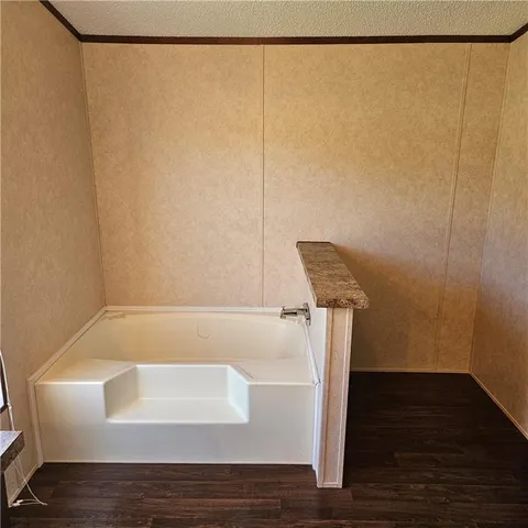 $175,000 | 915 East 9th Street, Cherryvale, KS 67335