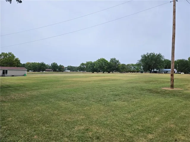 $175,000 | 915 East 9th Street, Cherryvale, KS 67335