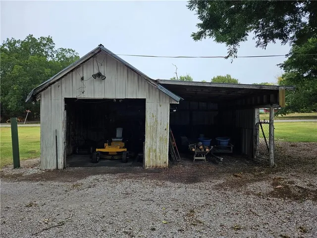 $175,000 | 915 East 9th Street, Cherryvale, KS 67335