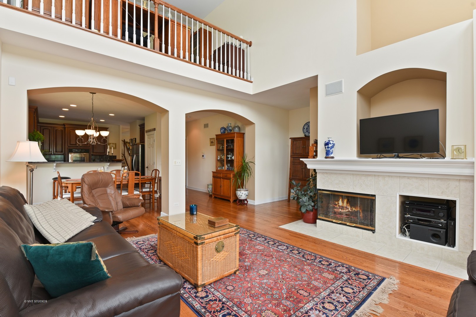 2425 Ridgewood Court Aurora, IL 60502 - Photo 4 of 25