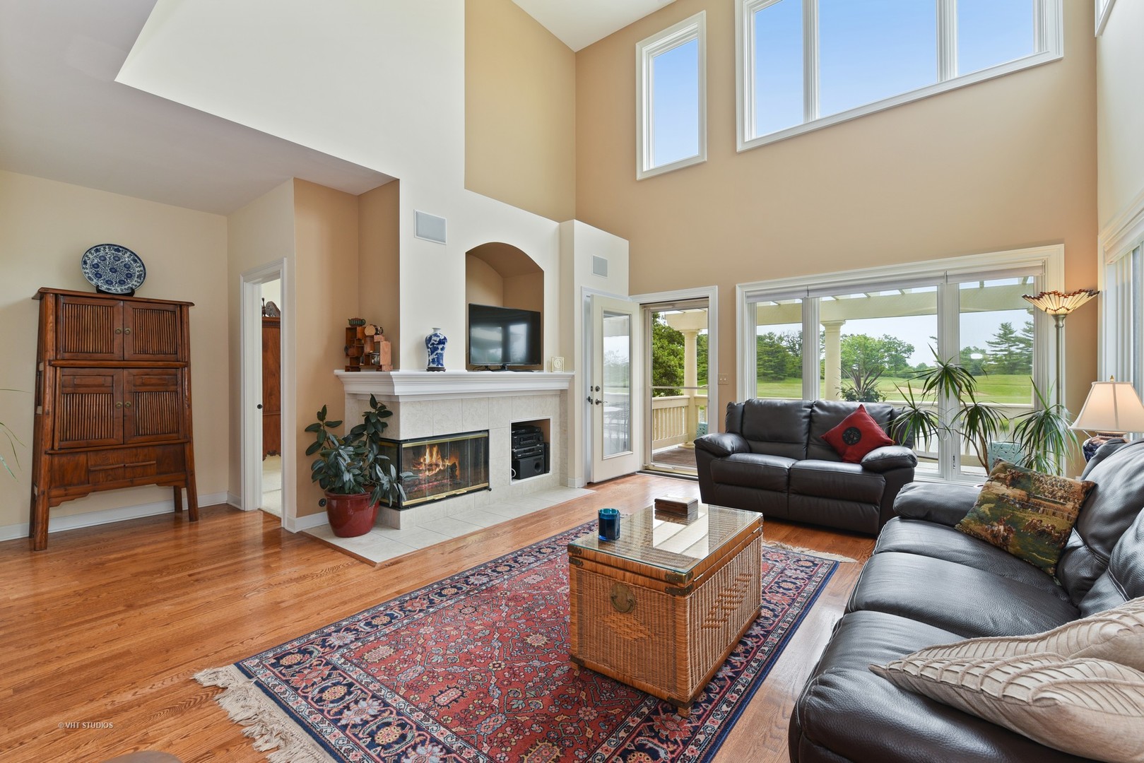 2425 Ridgewood Court Aurora, IL 60502 - Photo 5 of 25