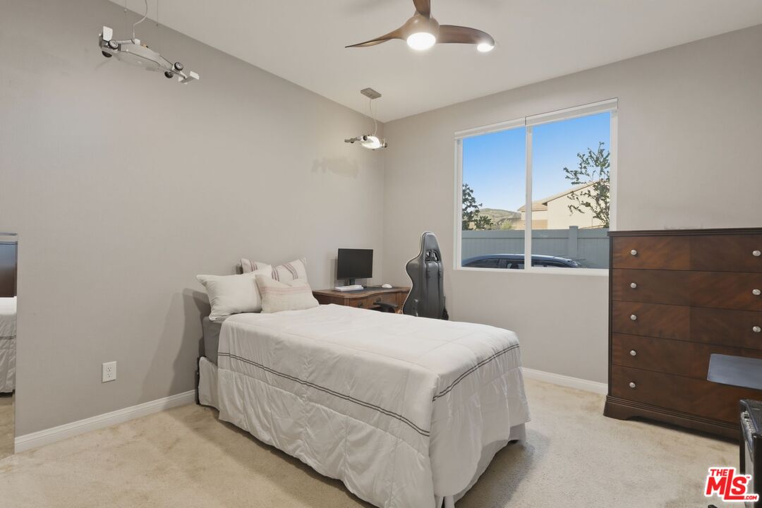 445 Edgewood Drive Fillmore, CA 93015 - Photo 21 of 41