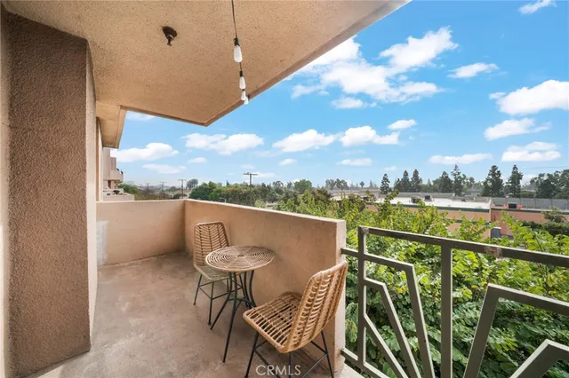 $349,000 | 450 East 4th Street, Unit 344, Santa Ana, CA 92701