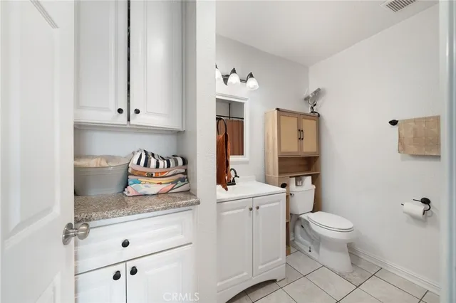 $349,000 | 450 East 4th Street, Unit 344, Santa Ana, CA 92701