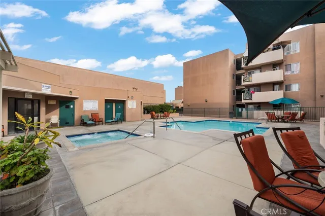 $349,000 | 450 East 4th Street, Unit 344, Santa Ana, CA 92701