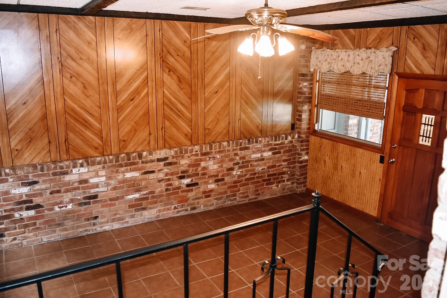 2575 Country Club Road Wilkesboro, NC 28697 - Photo 10 of 47