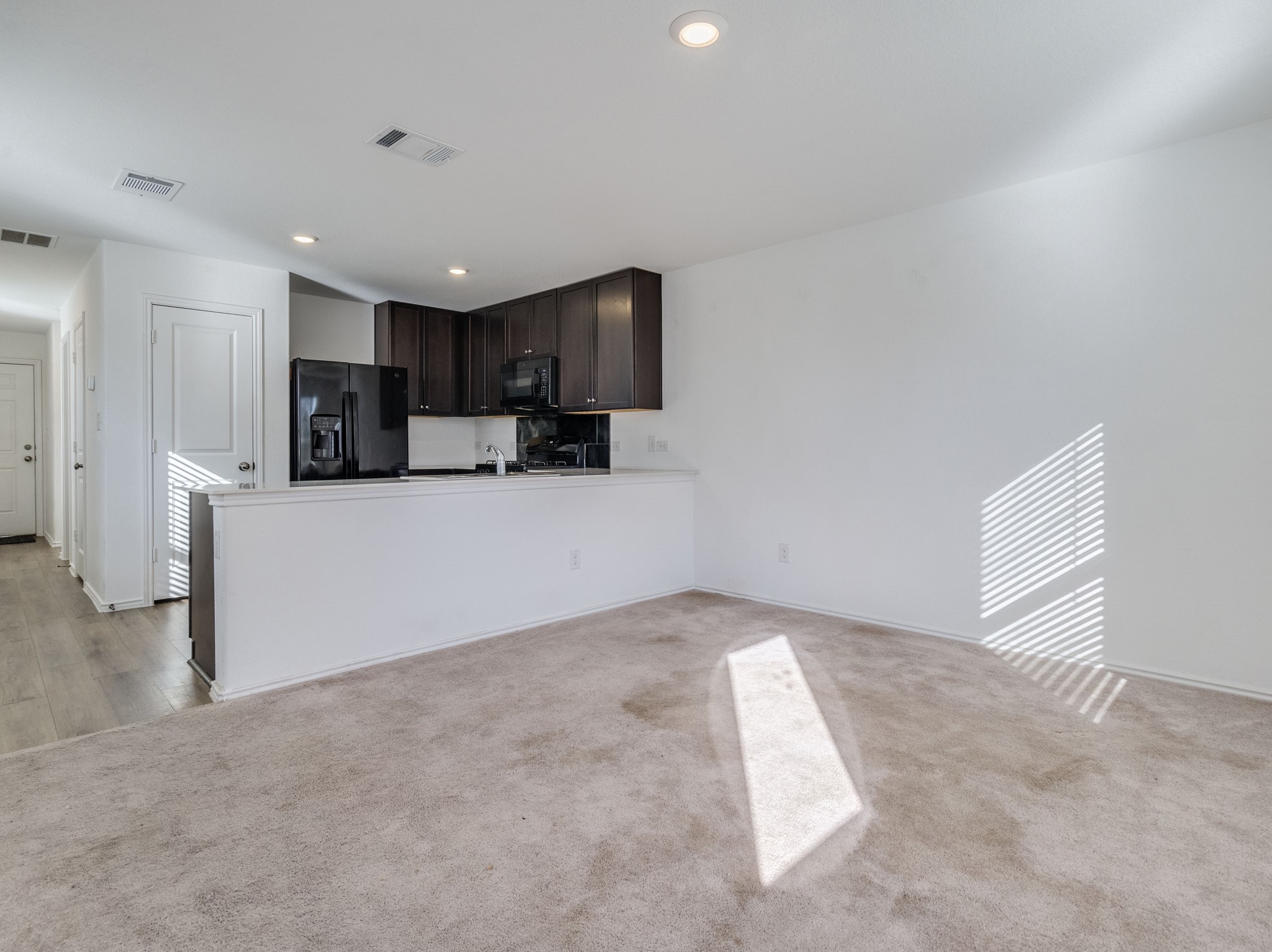 41 Trinity Circle Lockhart, TX 78644 - Photo 11 of 27