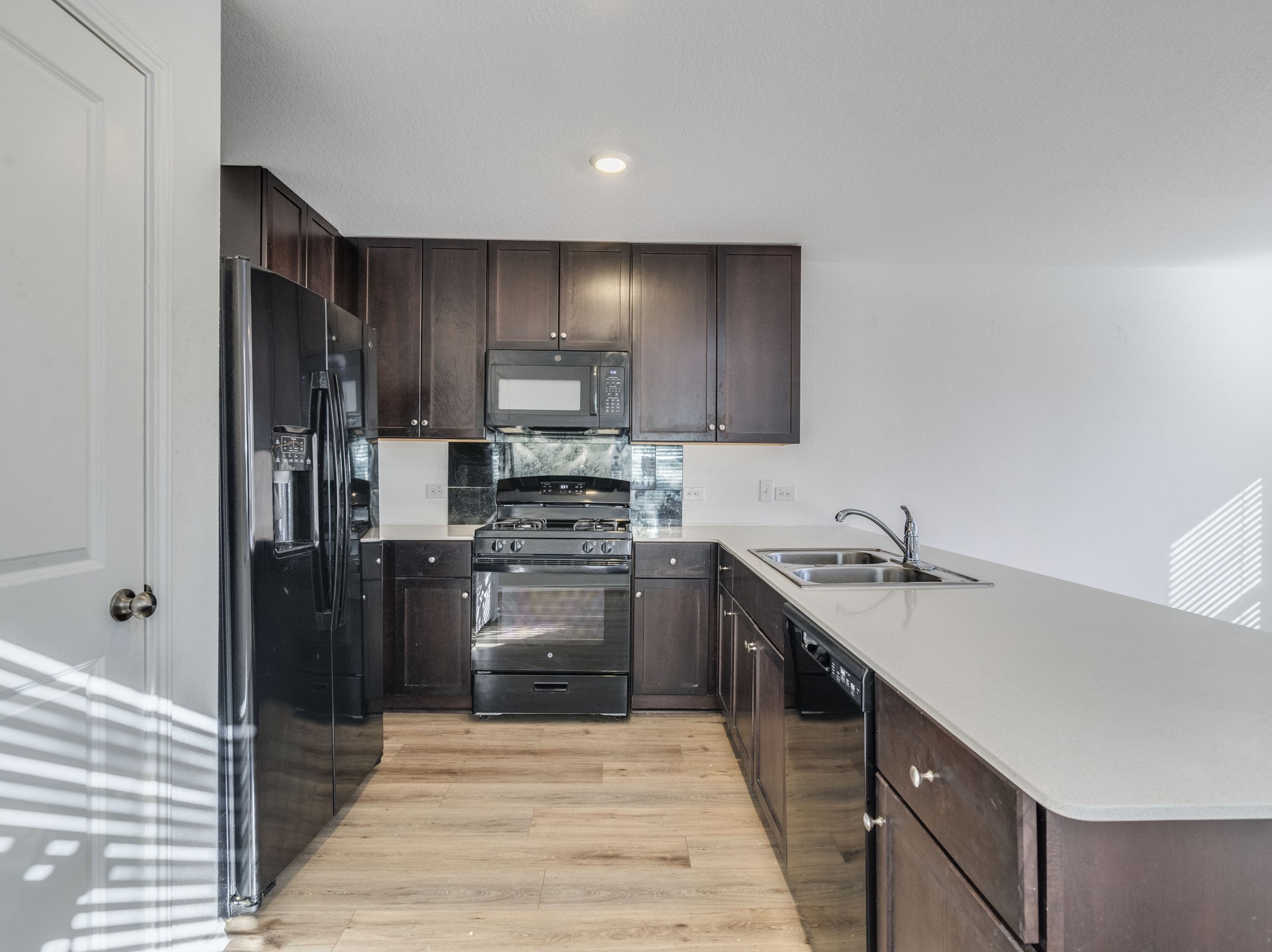 41 Trinity Circle Lockhart, TX 78644 - Photo 8 of 27