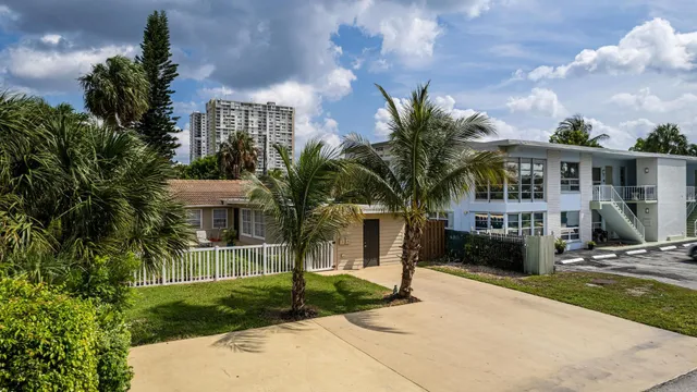 $1,290,000 | 3311 Southeast 6th Street, Pompano Beach, FL 33062