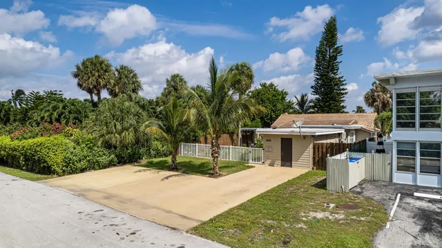 $1,290,000 | 3311 Southeast 6th Street, Pompano Beach, FL 33062