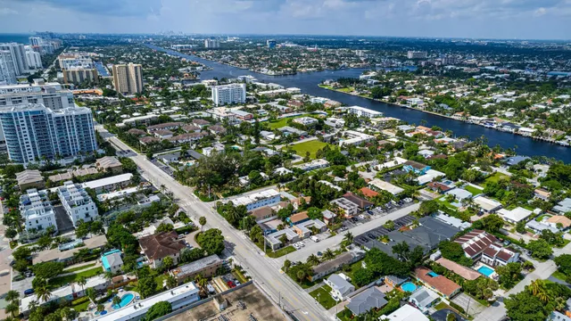 $1,290,000 | 3311 Southeast 6th Street, Pompano Beach, FL 33062