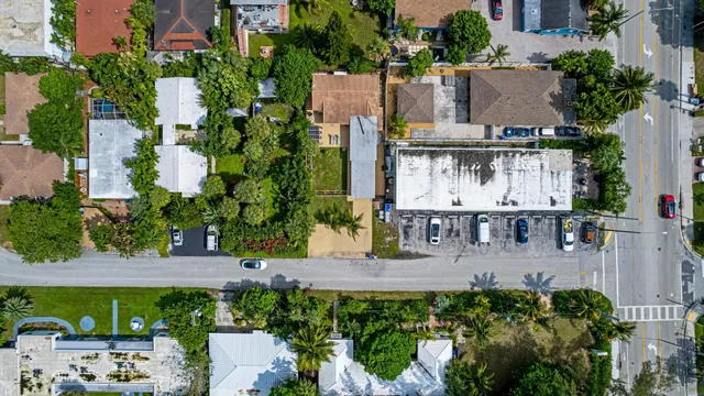 $1,290,000 | 3311 Southeast 6th Street, Pompano Beach, FL 33062