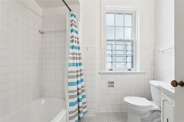 $5,400,000 | 5402 St Charles Avenue, New Orleans, LA 70115