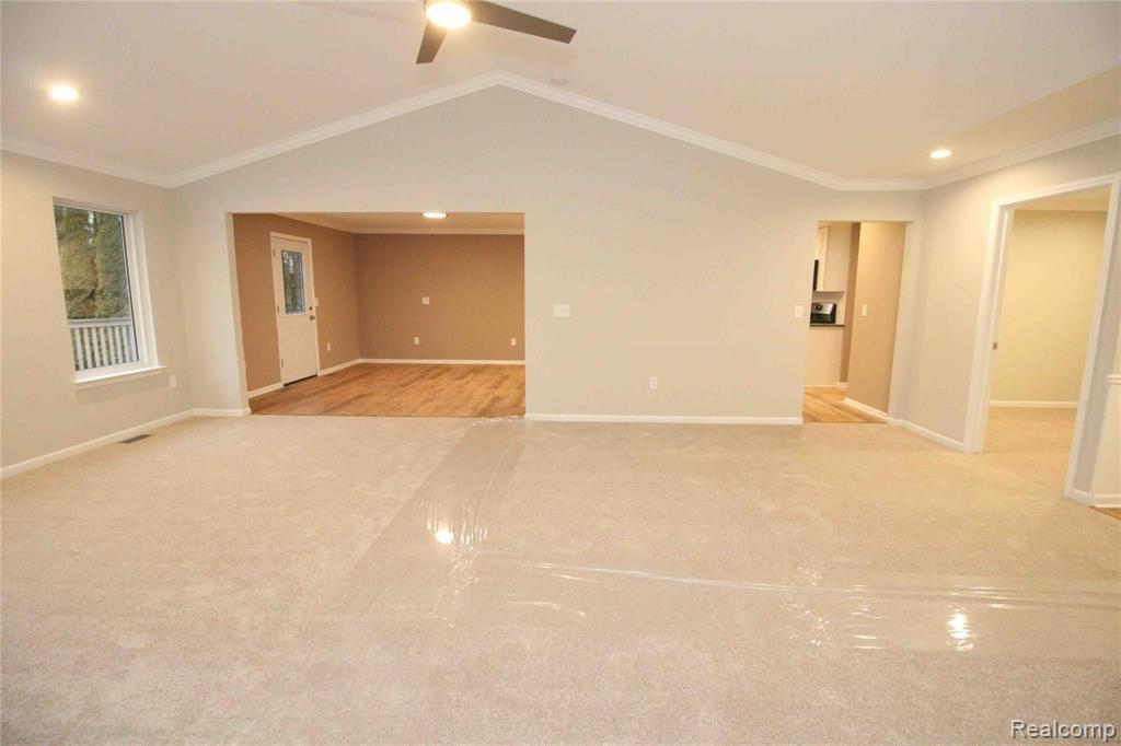 51105 Baker Road Chesterfield, MI 48047 - Photo 14 of 49