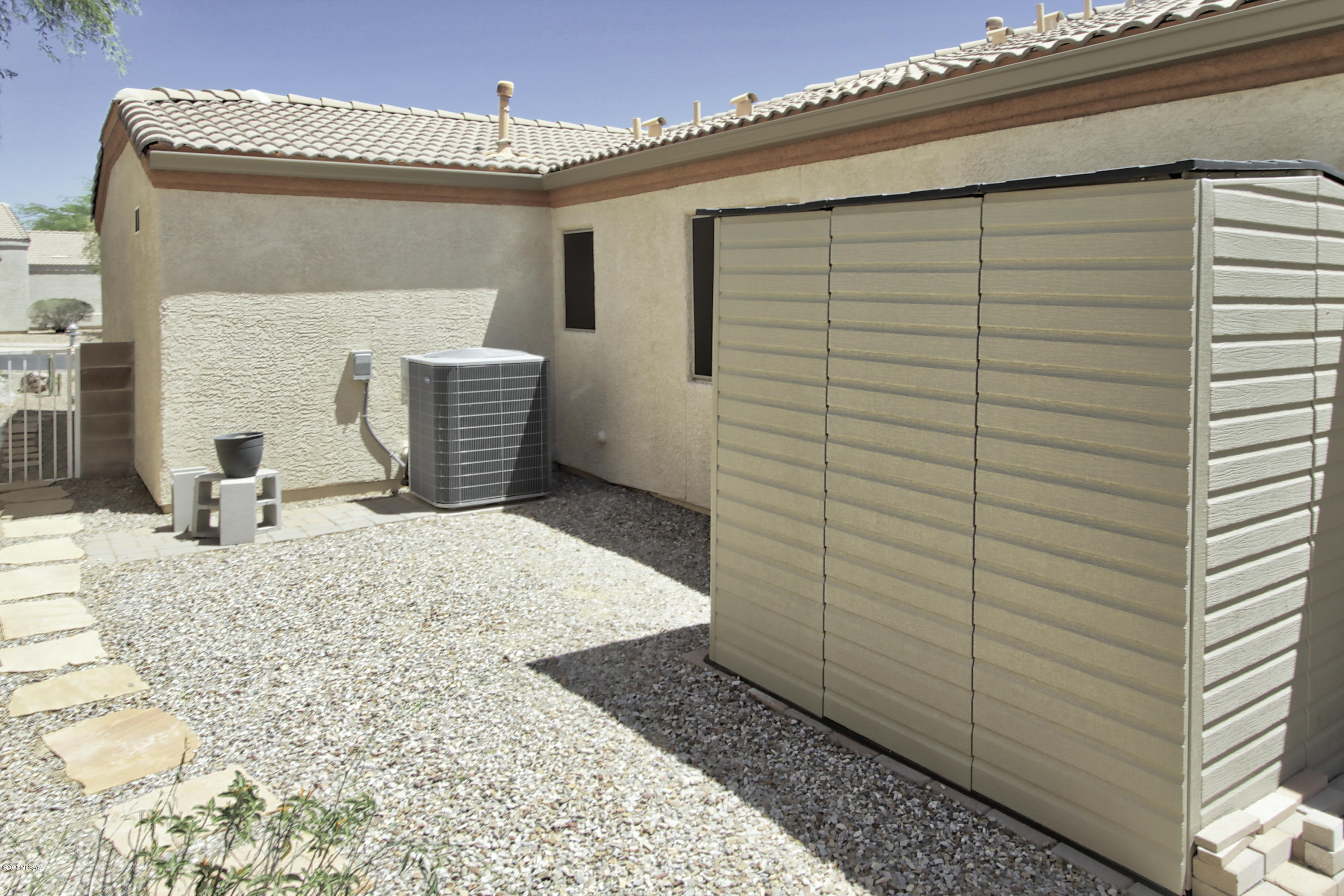 409 West Greys Road Oro Valley, AZ 85737 - Photo 22 of 25