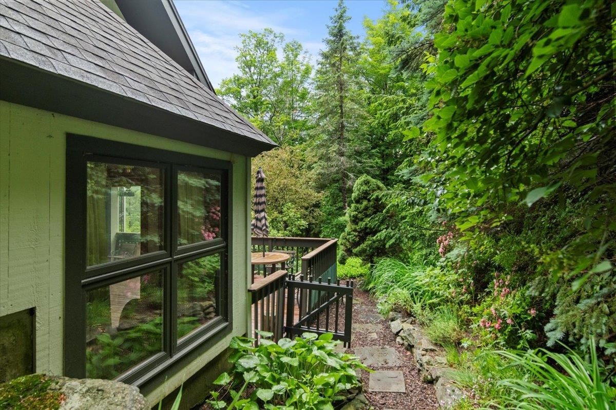 11 Summit View Road, Unit 11 Winhall, VT 05340 - Photo 25 of 32 Gallery Image 25