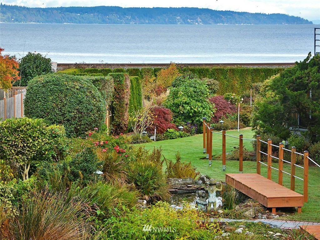 8311 Talbot Road Edmonds, WA 98026 - Photo 1 of 24 Gallery Image 1