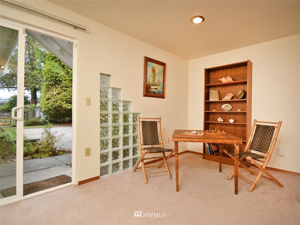 8311 Talbot Road Edmonds, WA 98026 - Photo 18 of 24 Gallery Image 18