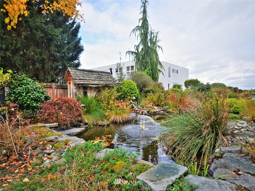8311 Talbot Road Edmonds, WA 98026 - Photo 23 of 24 Gallery Image 23
