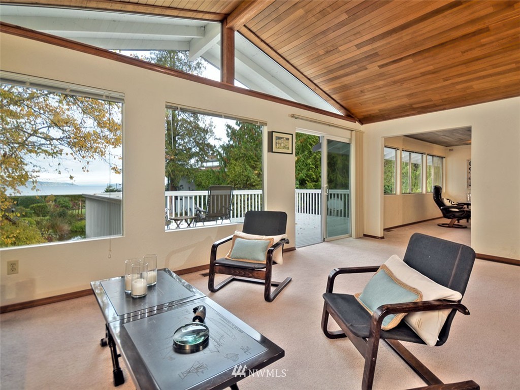 8311 Talbot Road Edmonds, WA 98026 - Photo 5 of 24 Gallery Image 5