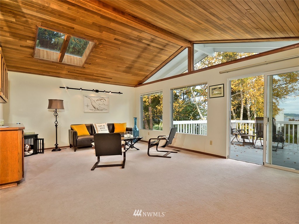 8311 Talbot Road Edmonds, WA 98026 - Photo 7 of 24 Gallery Image 7