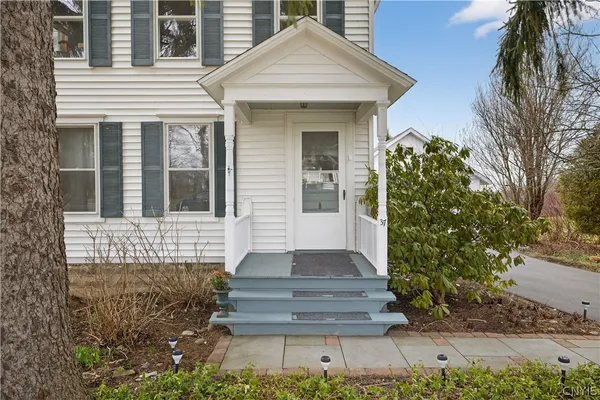$850,000 | 37 East Street, Skaneateles, NY 13152