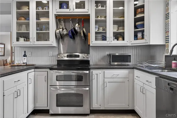 $850,000 | 37 East Street, Skaneateles, NY 13152