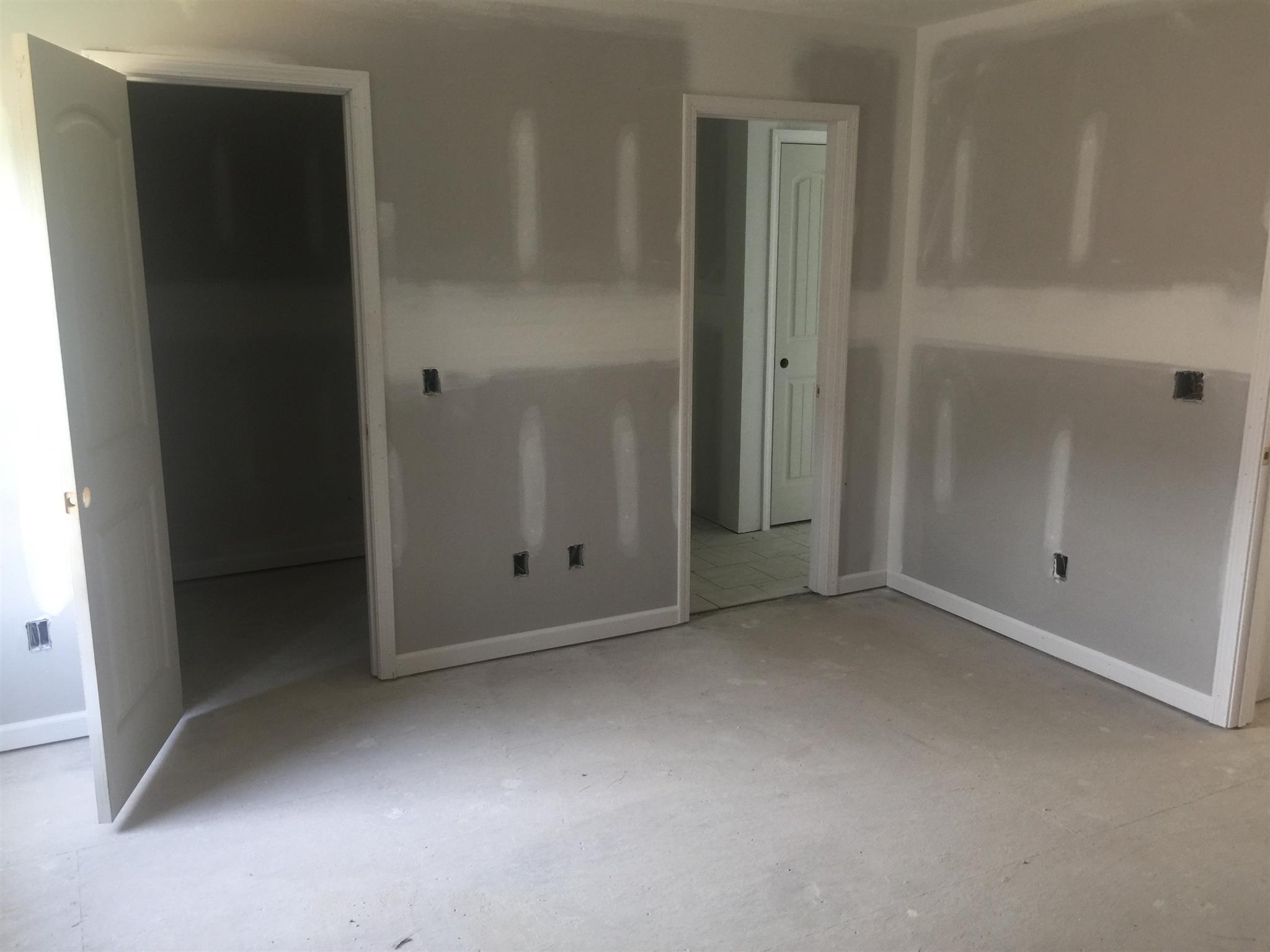 840 Coker Ford Road Portland, TN 37148 - Photo 4 of 7 Master Bed with Private Bath and Walk-in Closet