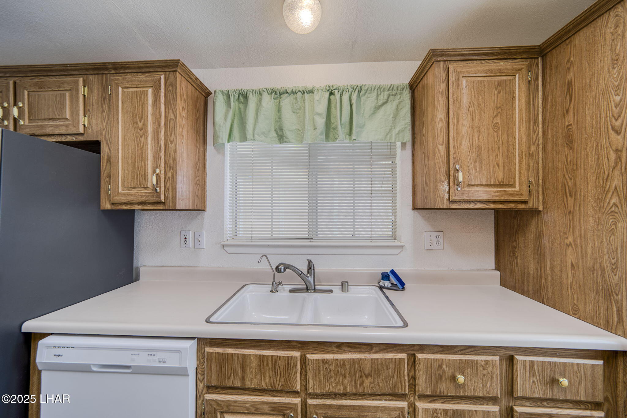 1545 East El Rodeo Road, Unit 44 Fort Mohave, AZ 86426 - Photo 11 of 38 16-web-or-mls-1545 El Rodeo 44-14