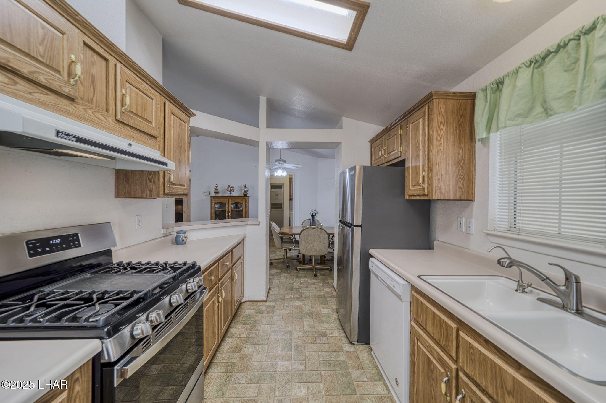 1545 East El Rodeo Road, Unit 44 Fort Mohave, AZ 86426 - Photo 13 of 38 18-web-or-mls-1545 El Rodeo 44-16