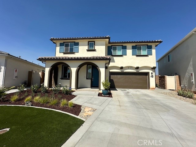 a view of house with outdoor space