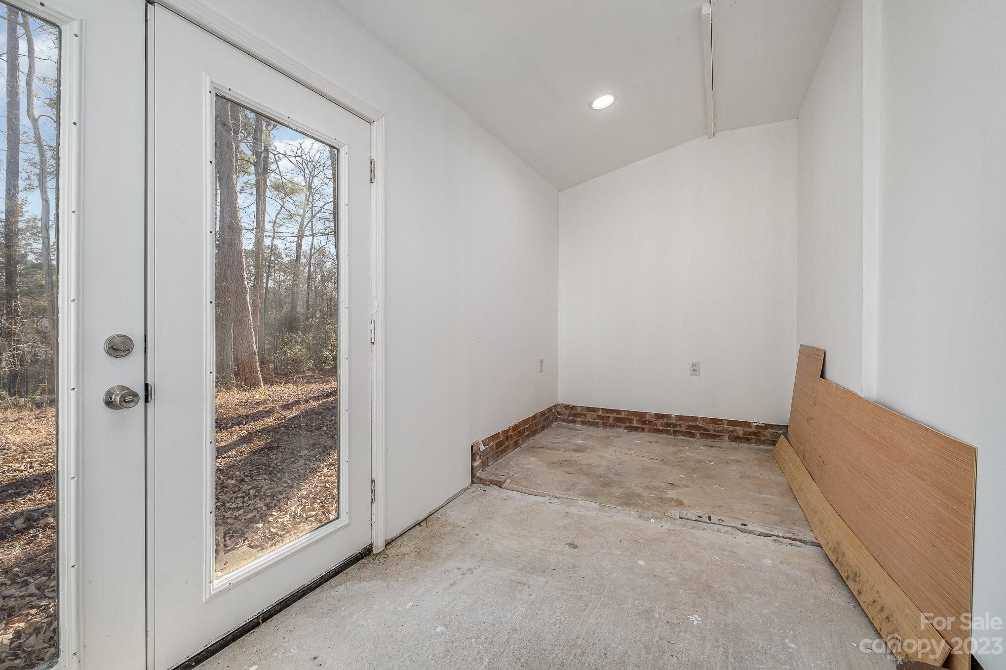 6922 Pear Tree Road Charlotte, NC 28216 - Photo 23 of 26 a view of an empty room
