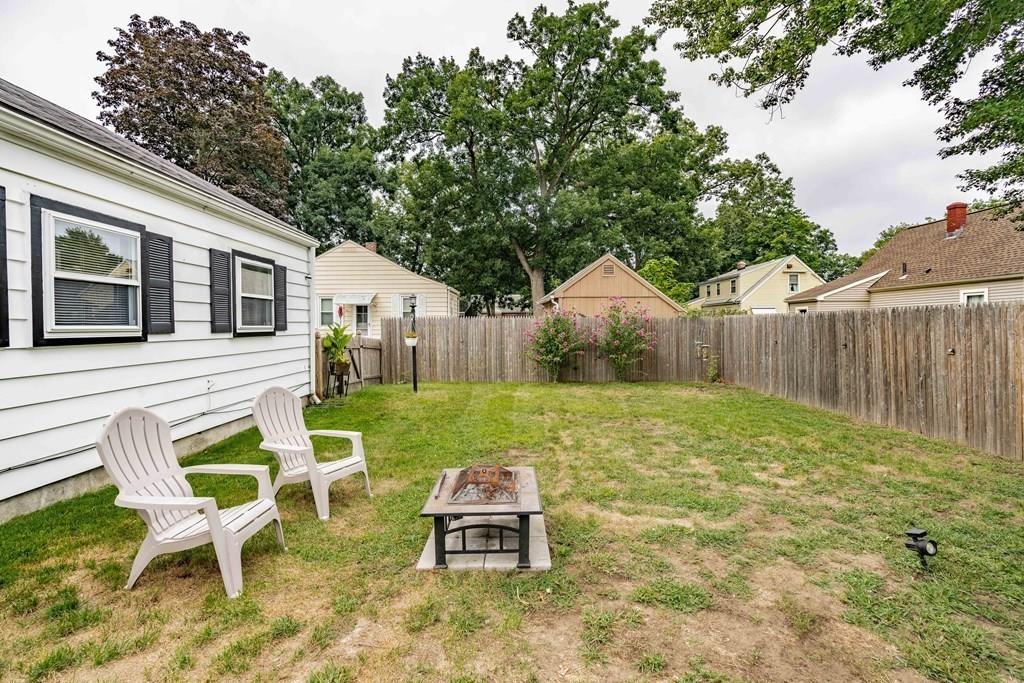 18 Cuff Avenue Springfield, MA 01104 - Photo 13 of 24
