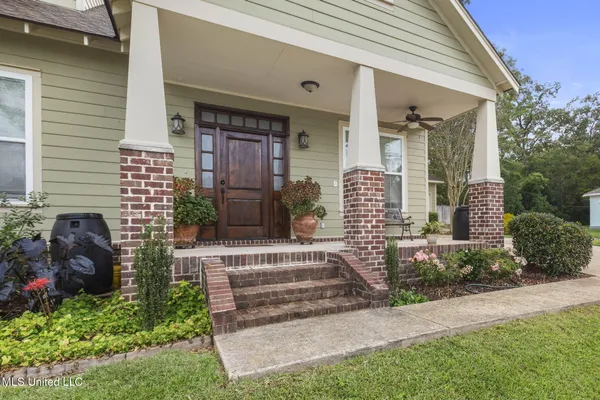 $339,900 | 3 Oakwood Glen Drive, Clinton, MS 39056